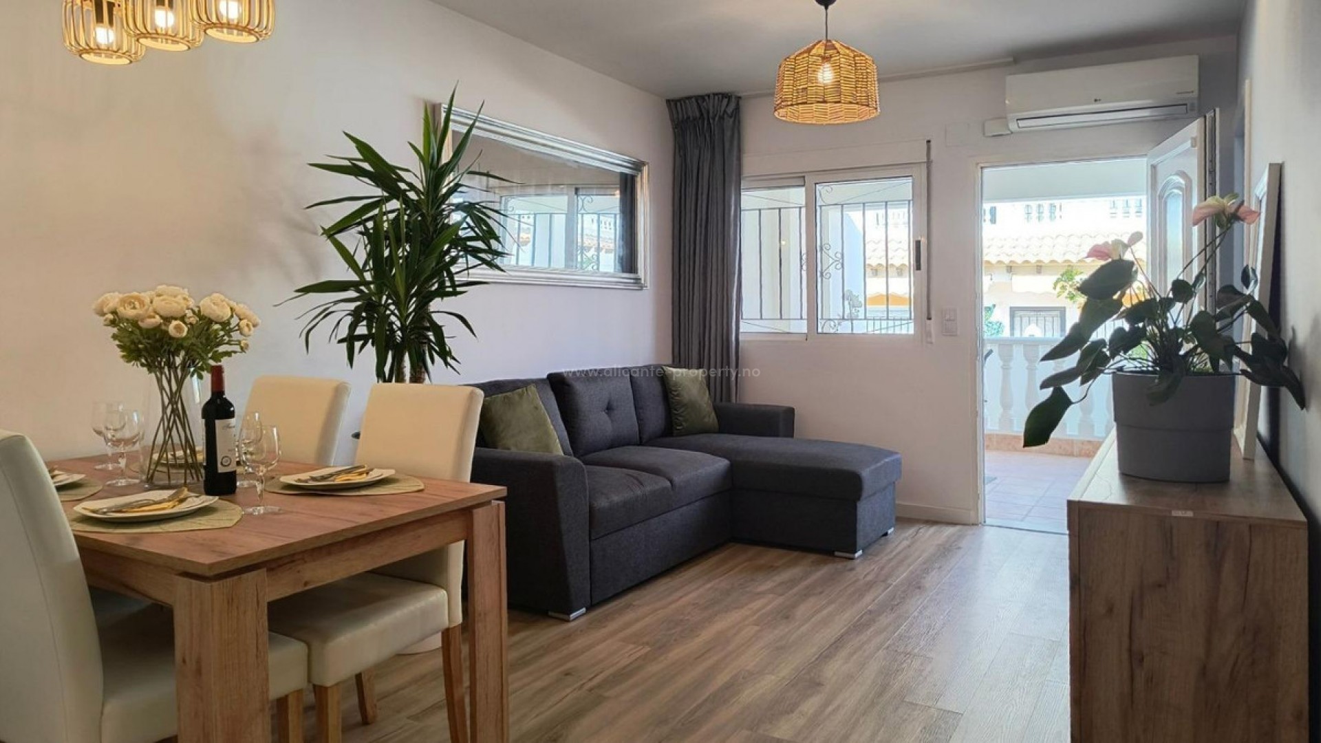 Bungalow en Punta Prima