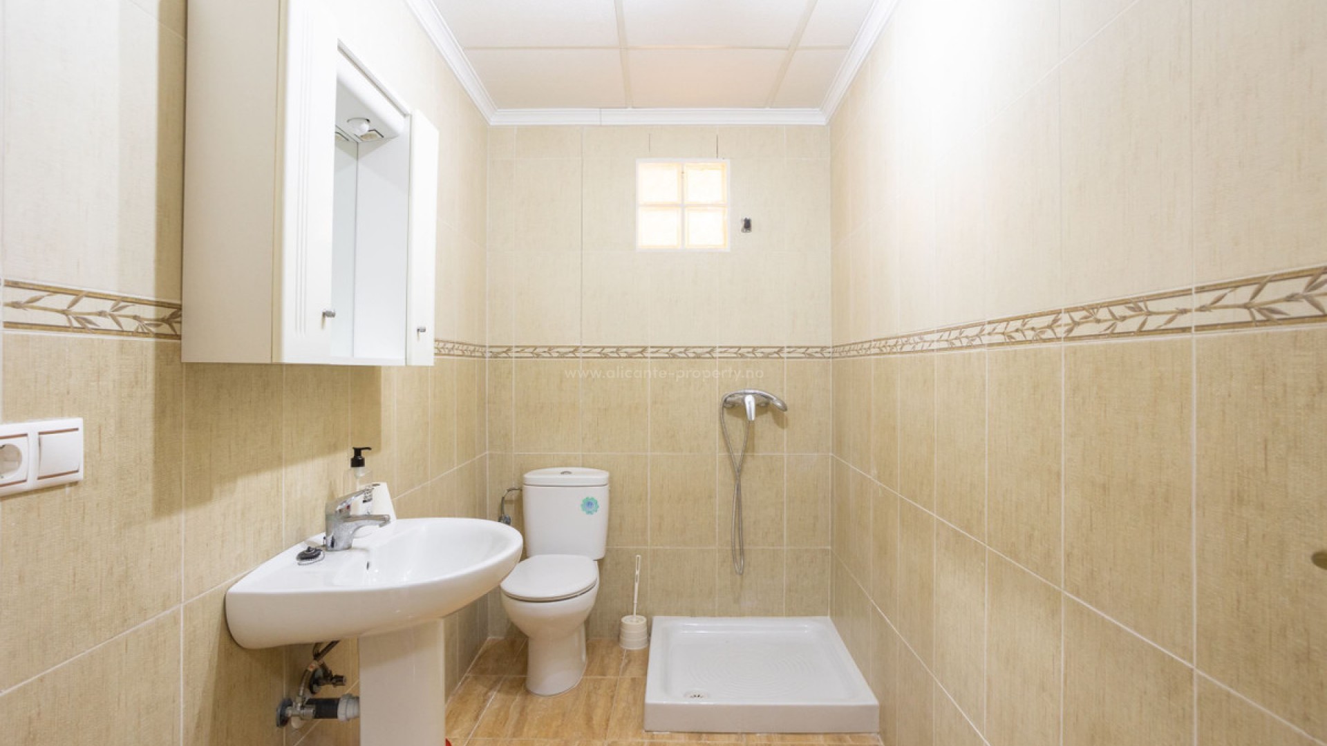 Bungalow en San Miguel de Salinas Centro