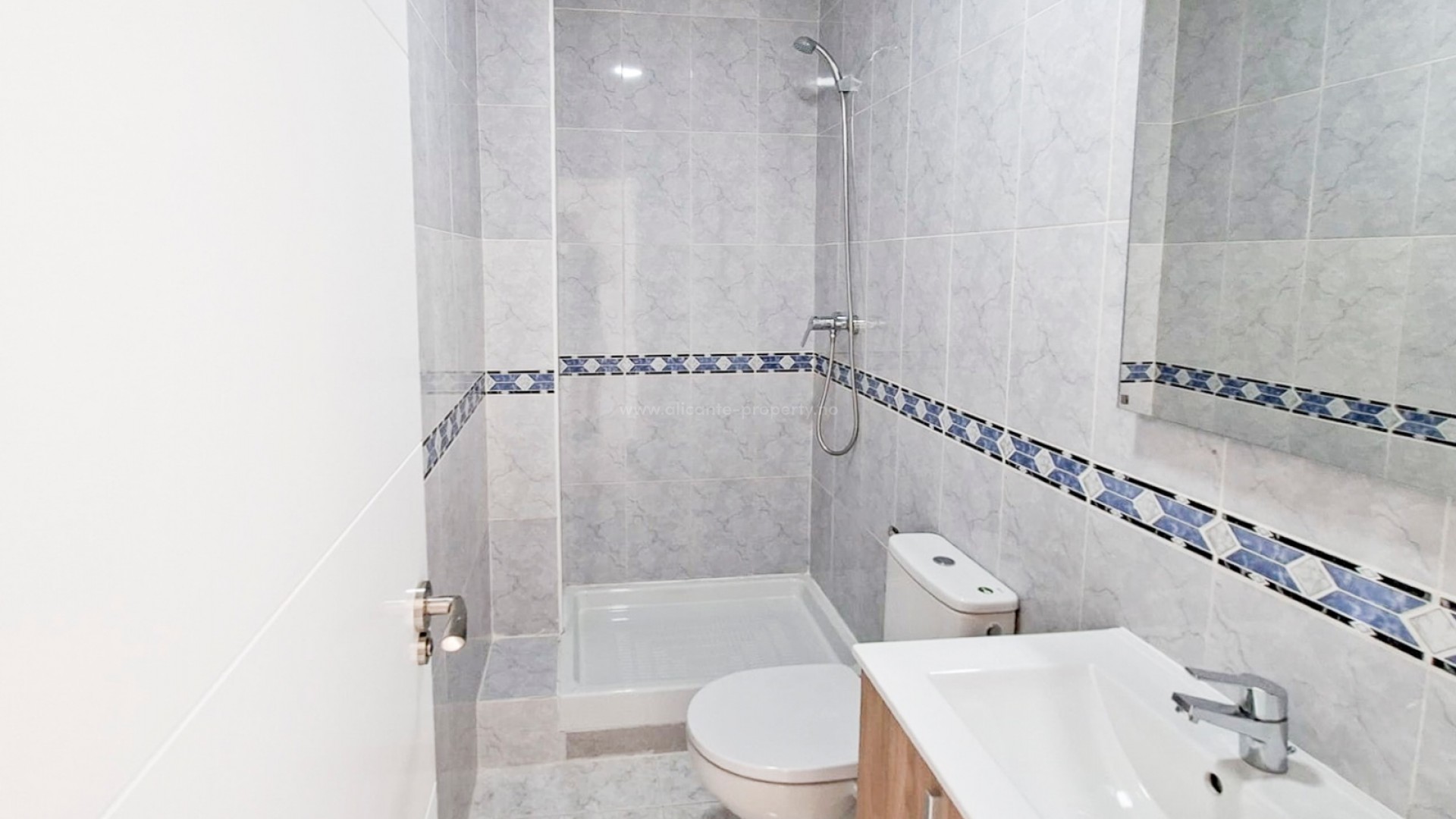 Bungalow en Urb. La Marina