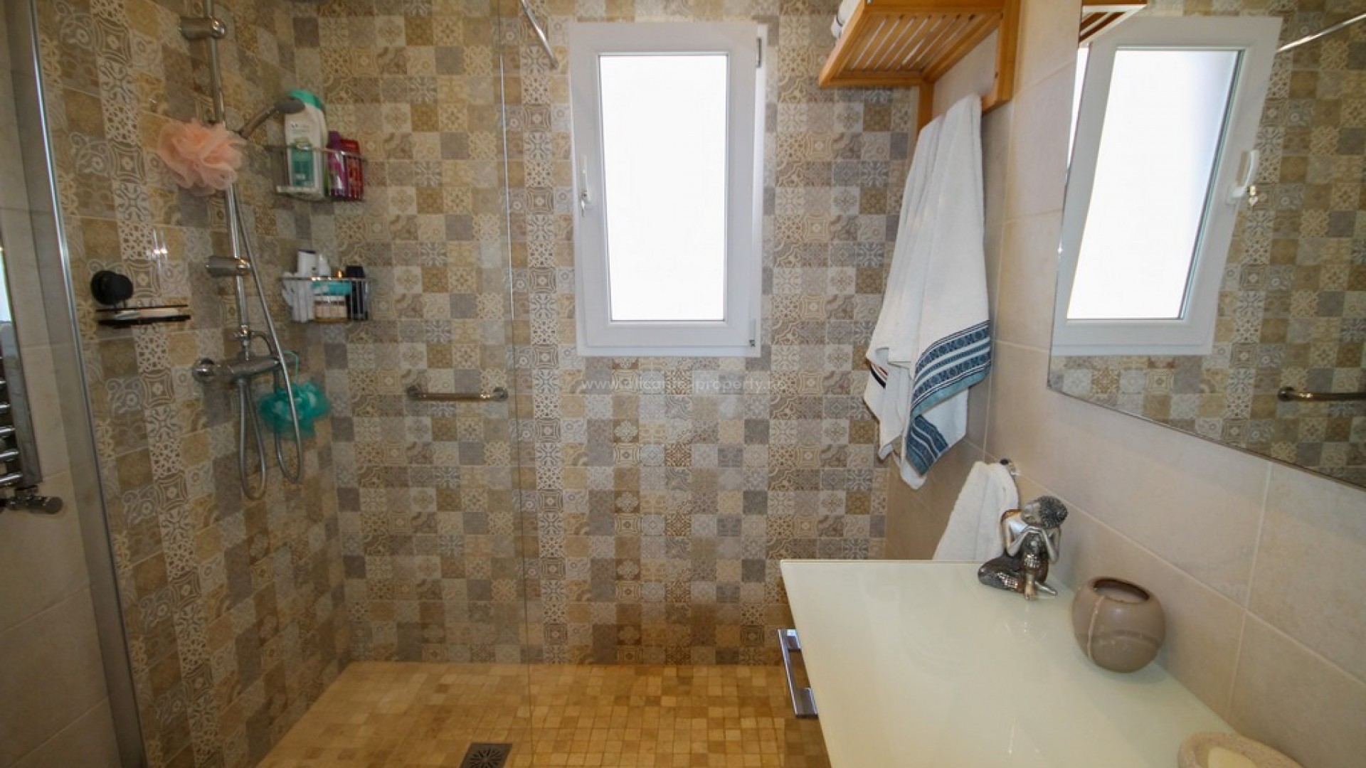 Bungalow i Bosque De Las Lomas