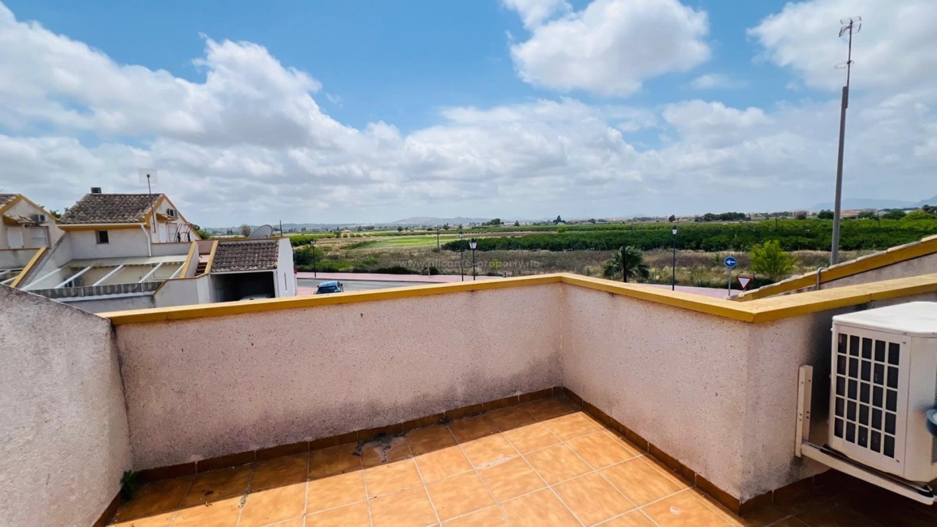 Bungalow i Daya Nueva Centro