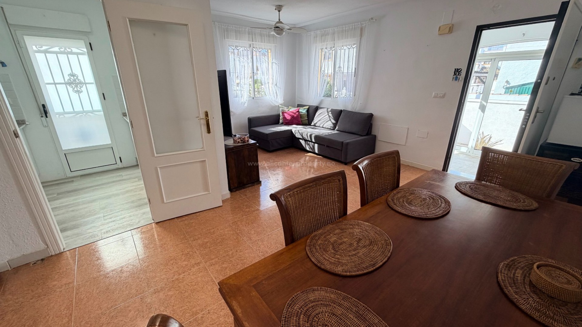 Bungalow i Entre Naranjos