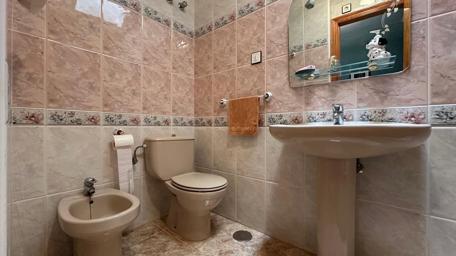 Bungalow i Lo Pagan