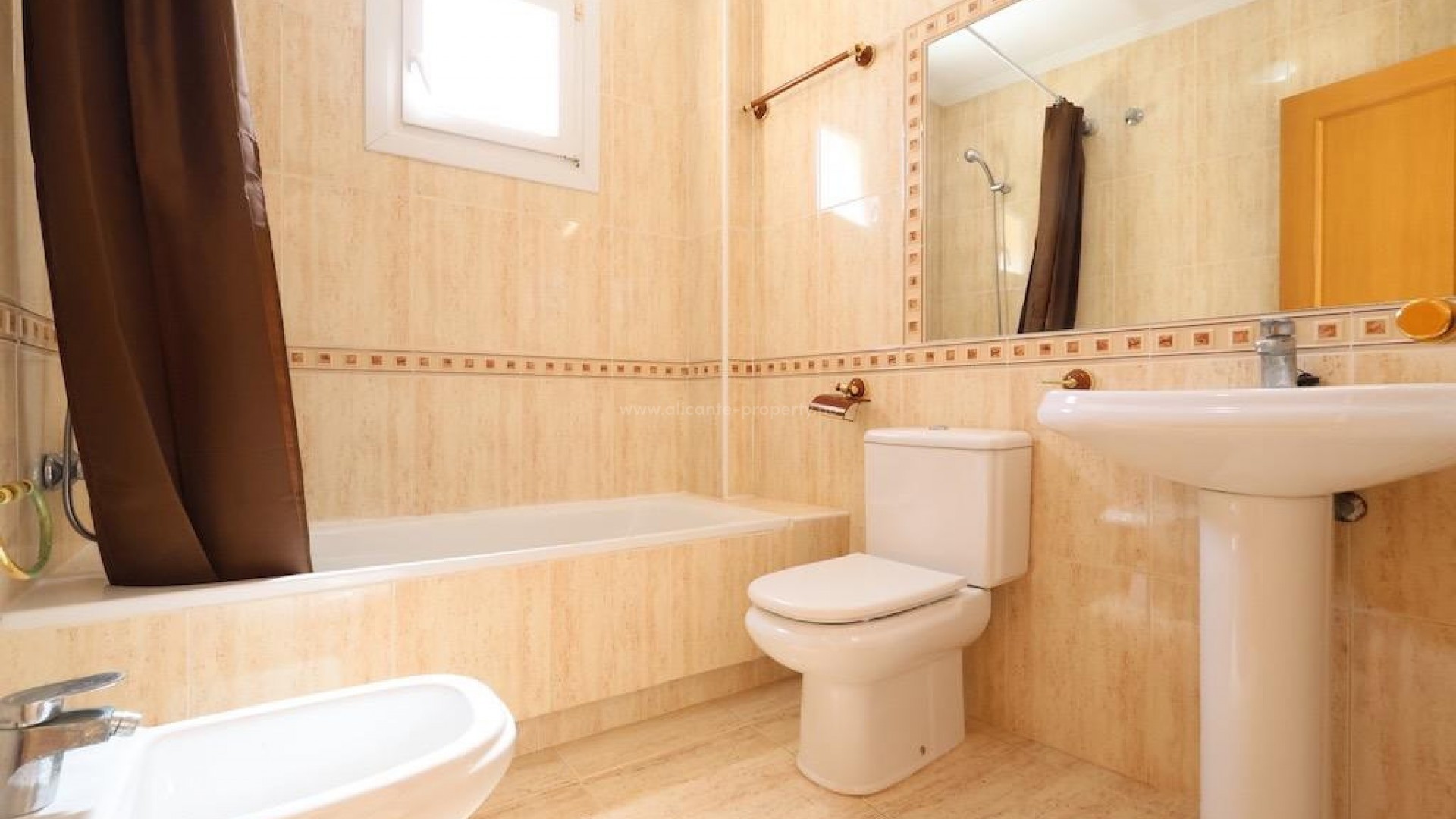Bungalow i Orihuela Costa