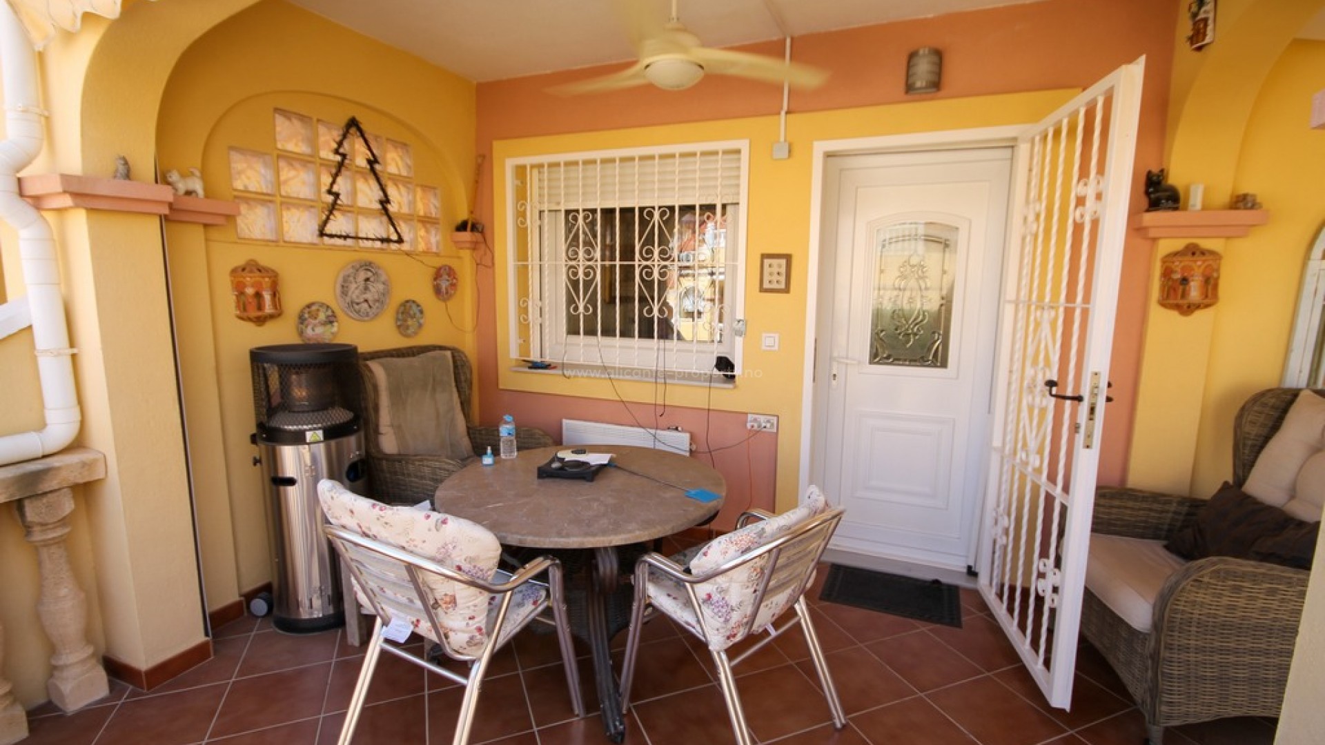 Bungalow i Orihuela Costa