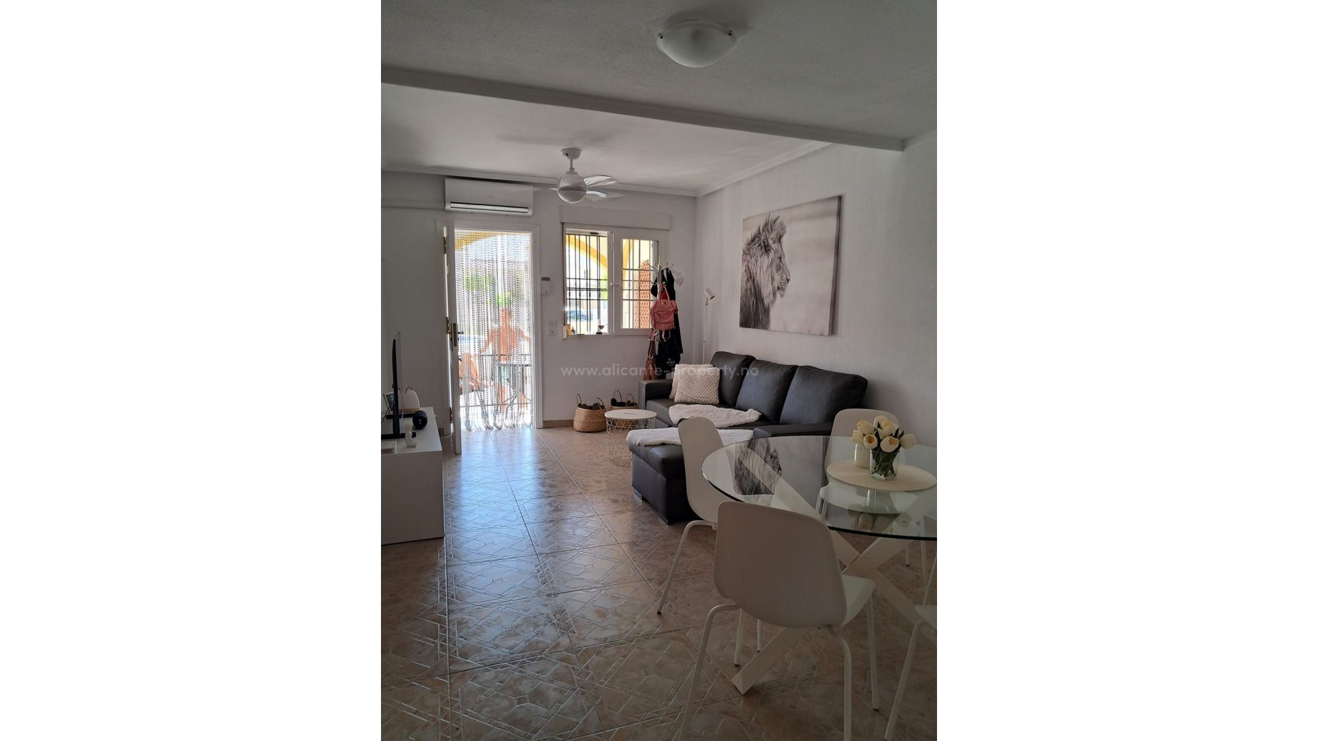 Bungalow i Playa Flamenca