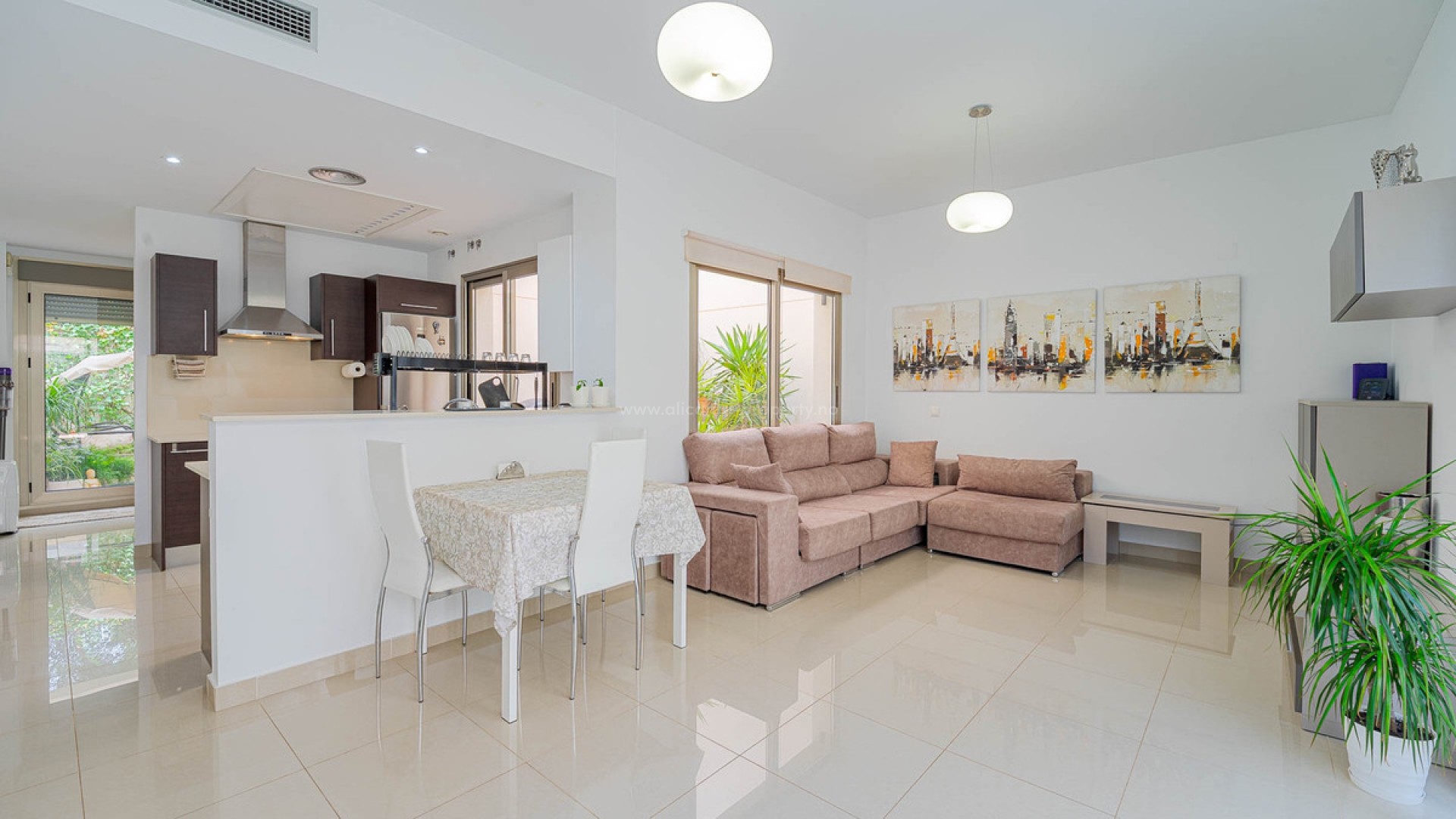 Bungalow i Punta Prima