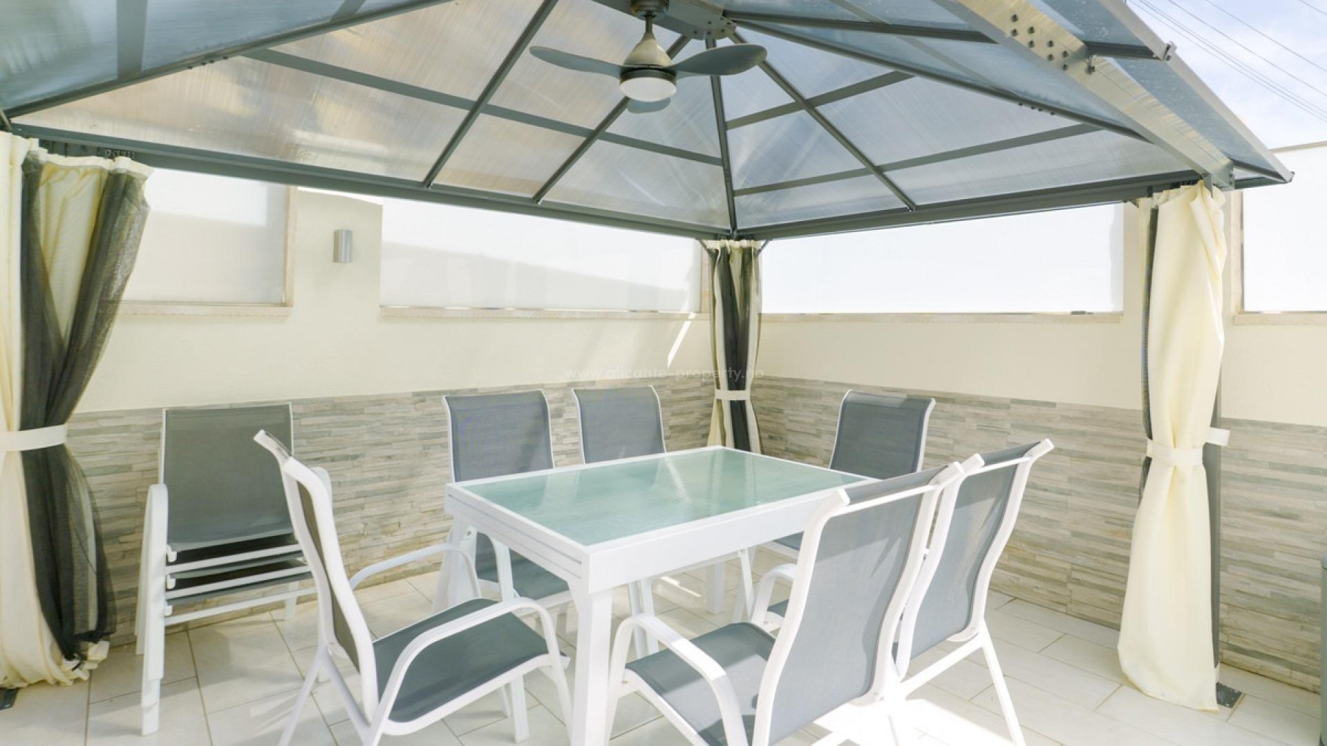 Bungalow i Punta Prima