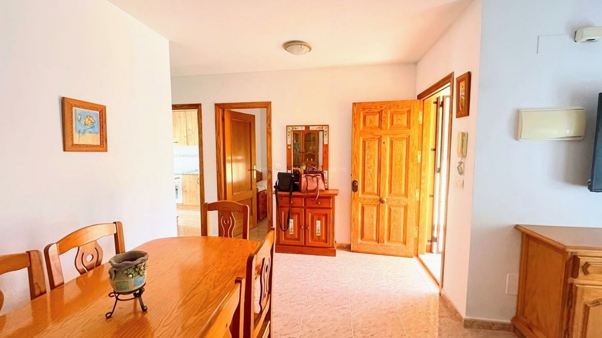 Bungalow i Santiago de la Ribera