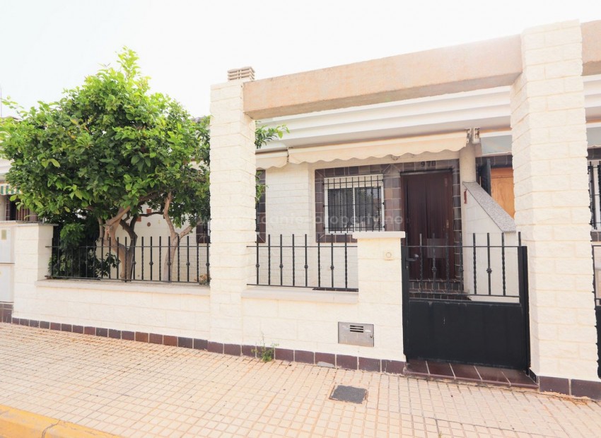 Bungalow i Torre De La Horadada
