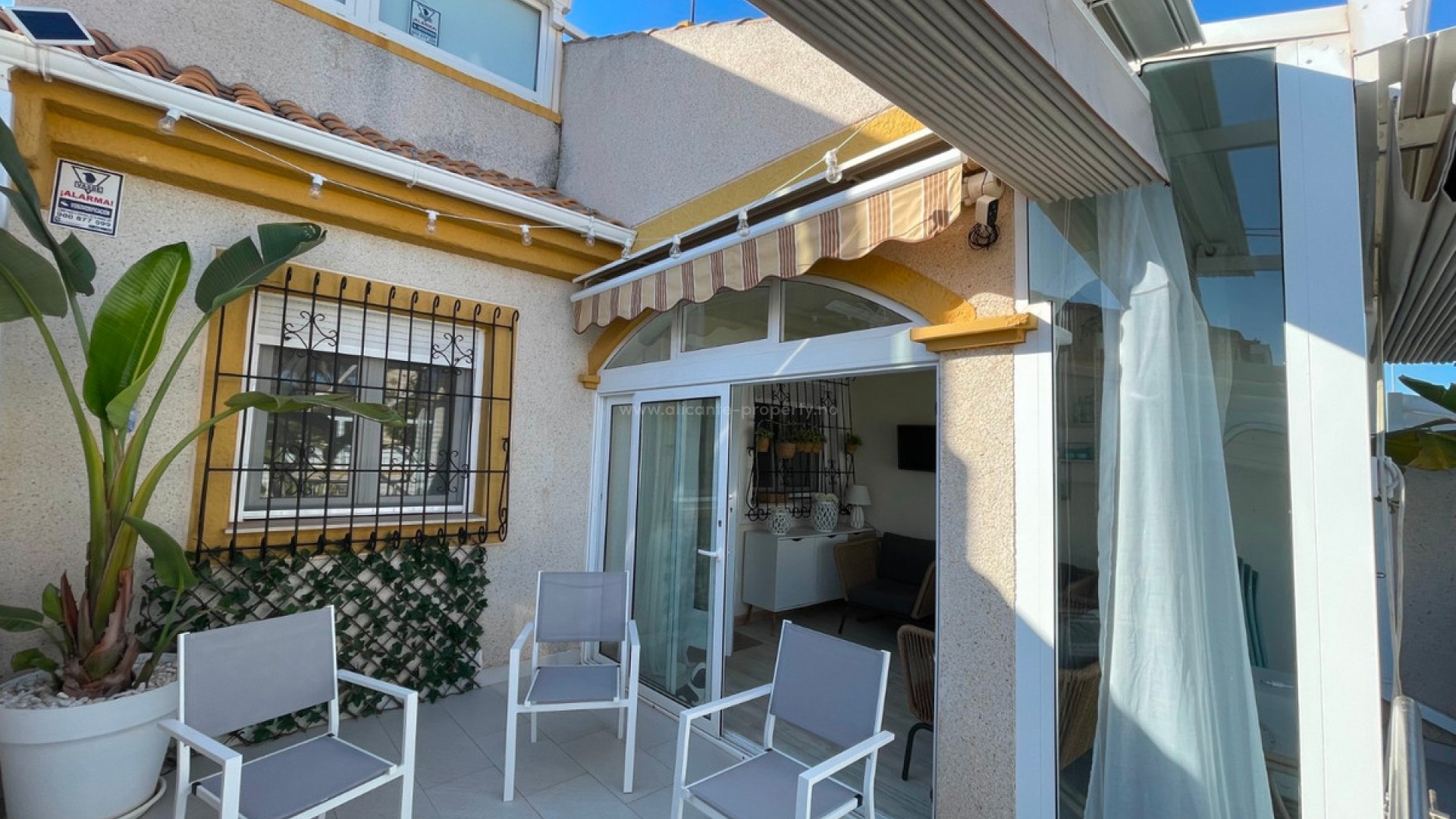 Bungalow i Torre De La Horadada