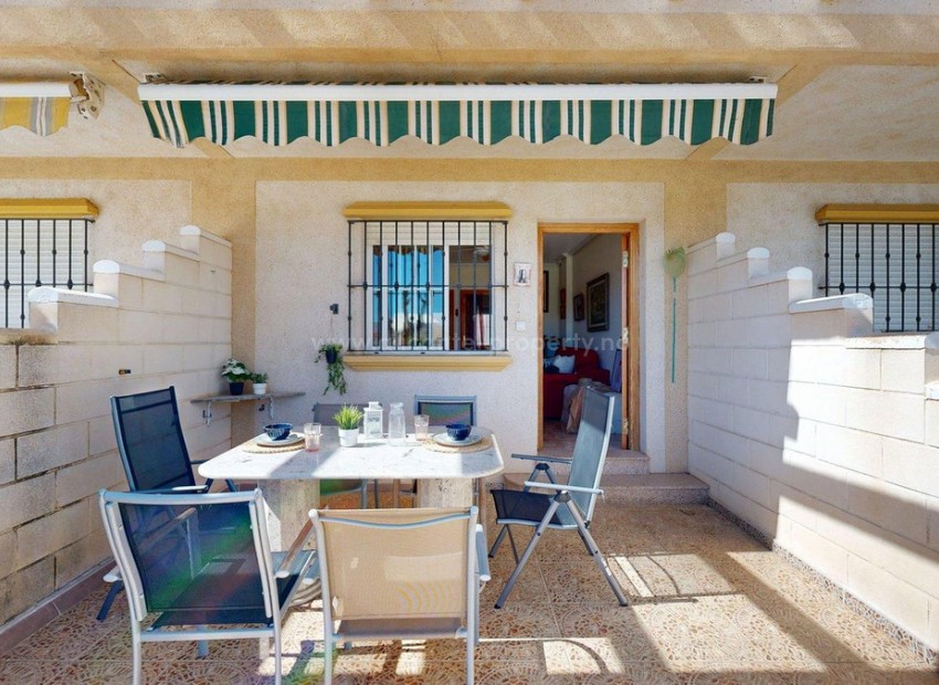Bungalow i Torre De La Horadada