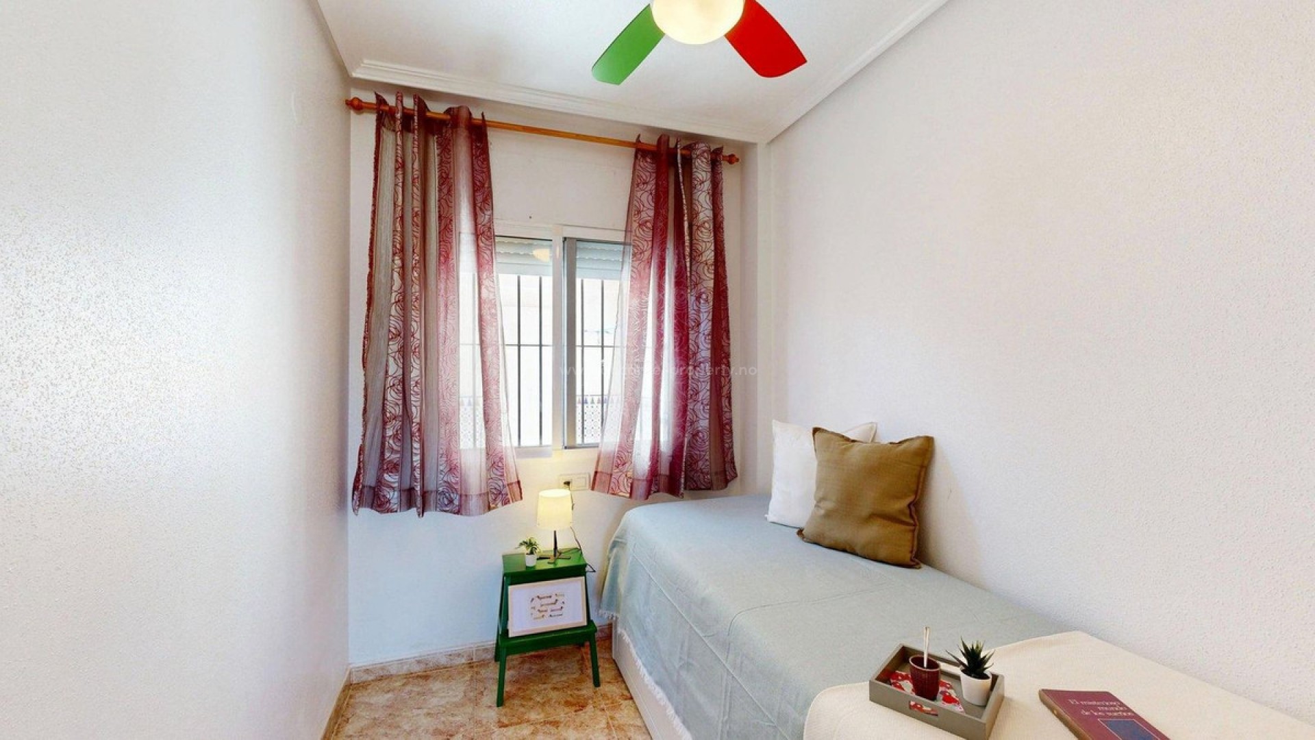 Bungalow i Torre De La Horadada