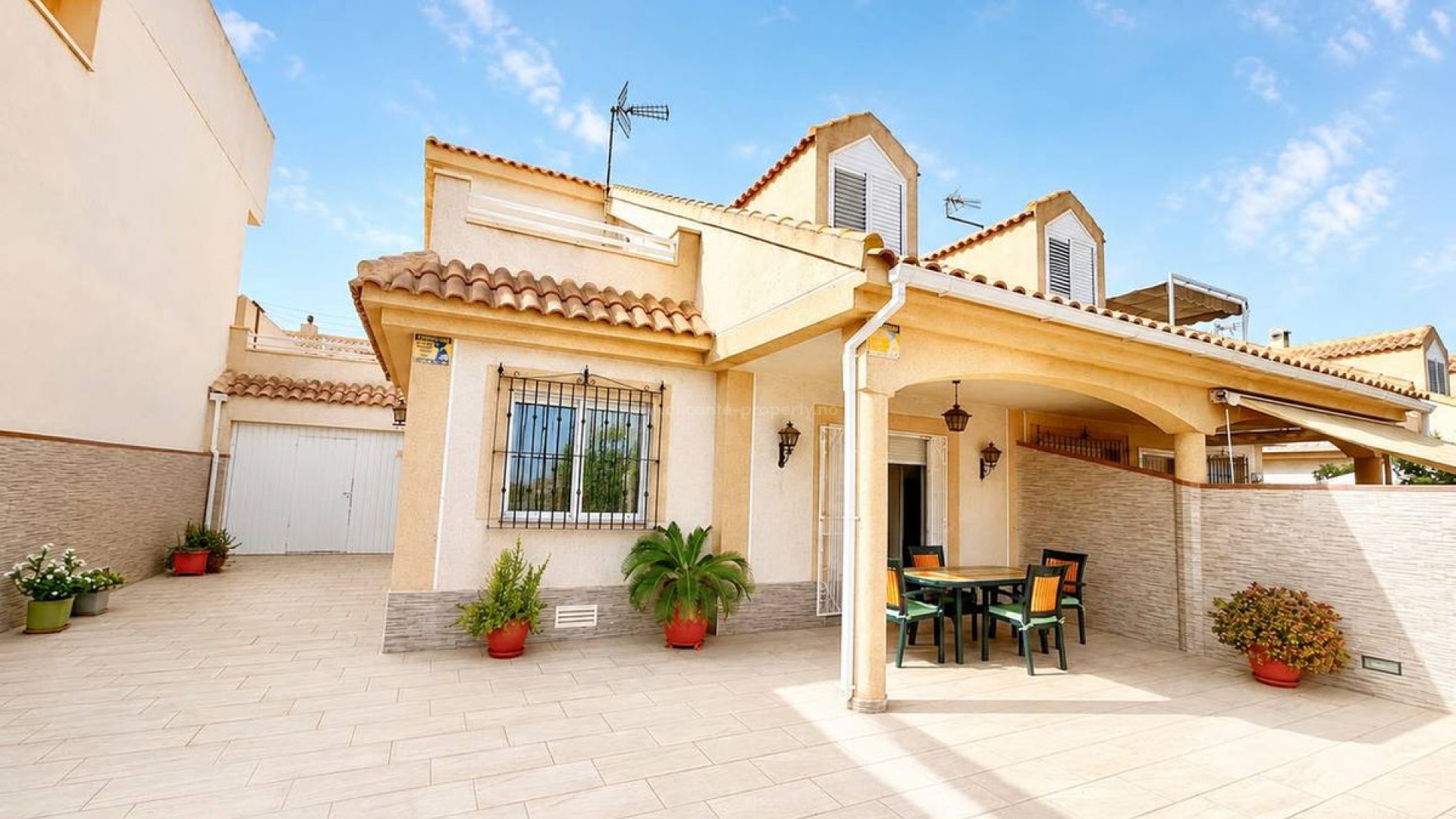 Bungalow i Torre de la Horadada