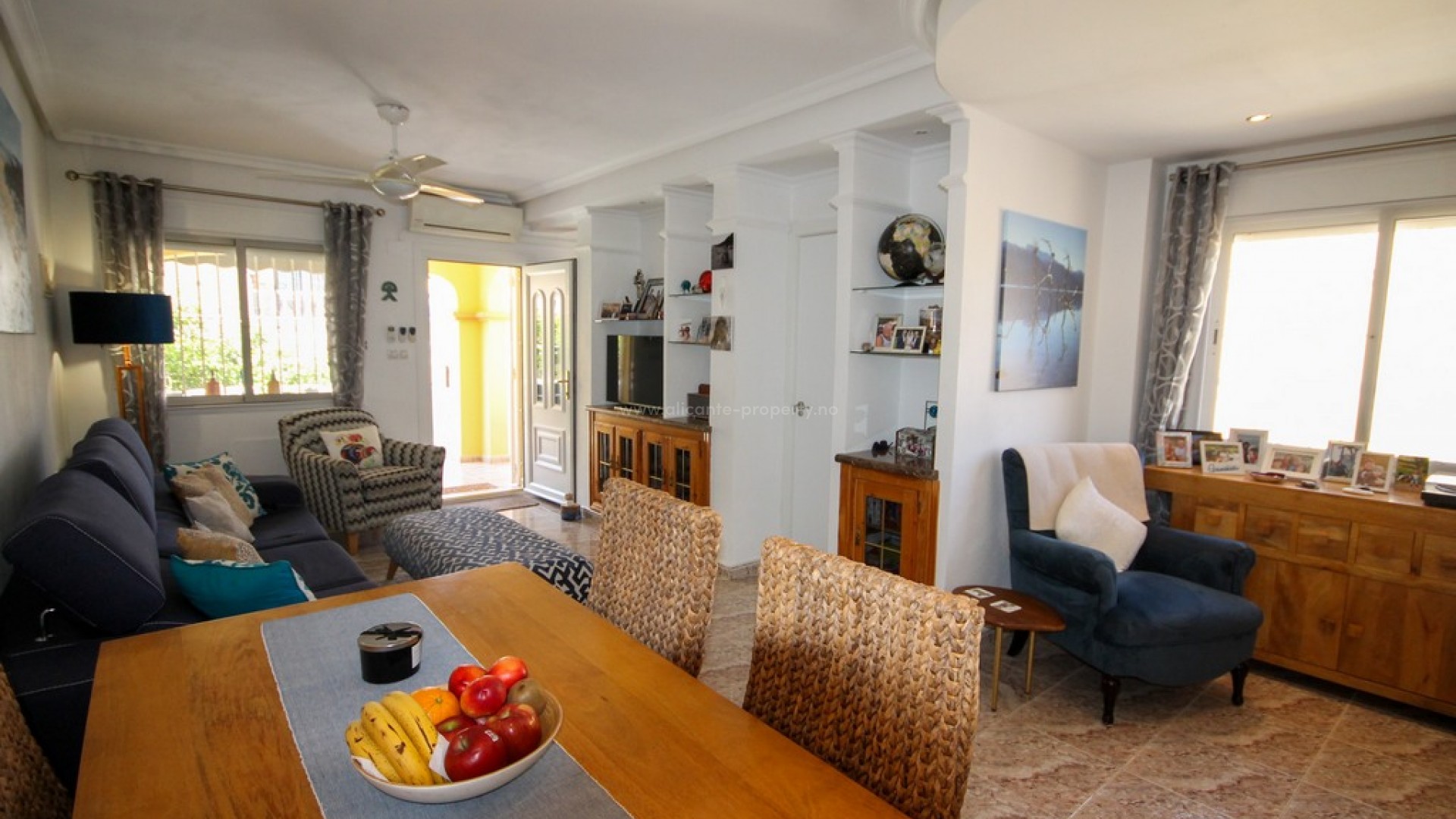 Bungalow in Bosque De Las Lomas