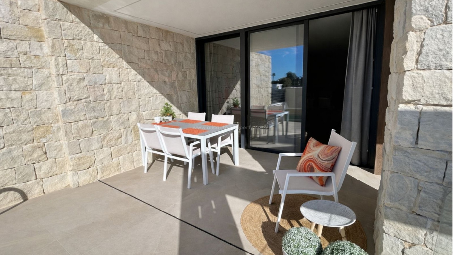 Bungalow in Dolores Centro