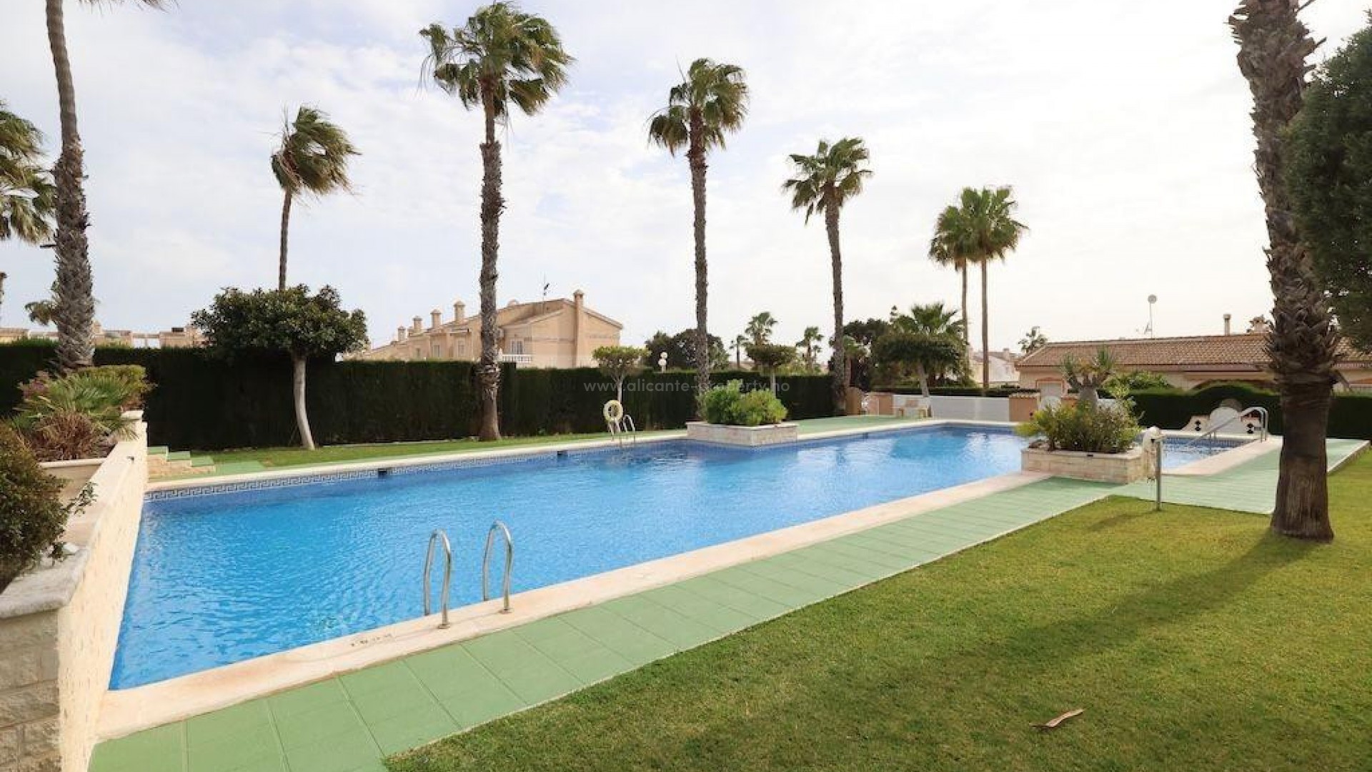 Bungalow in Doña Pepa