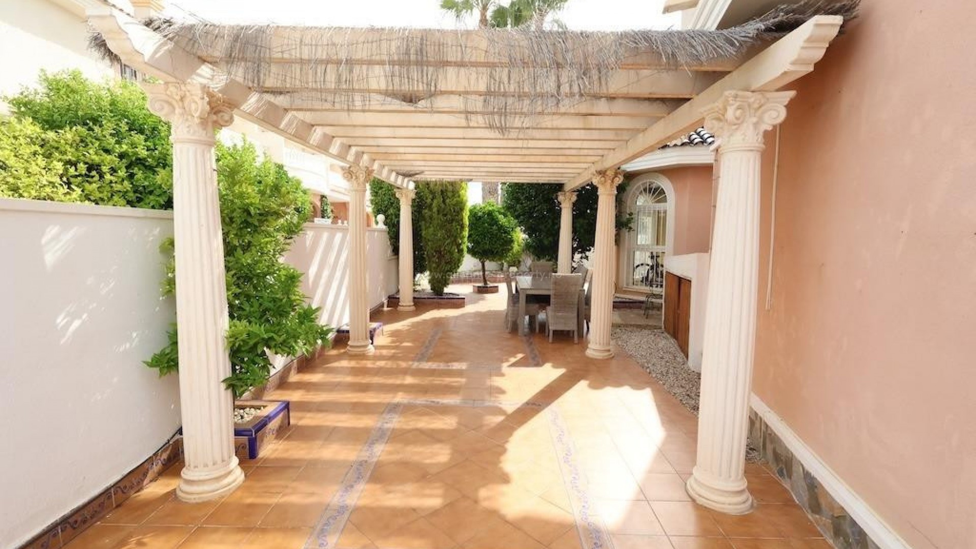 Bungalow in Doña Pepa
