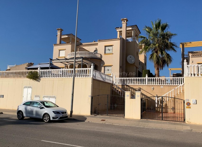 Bungalow in El Raso