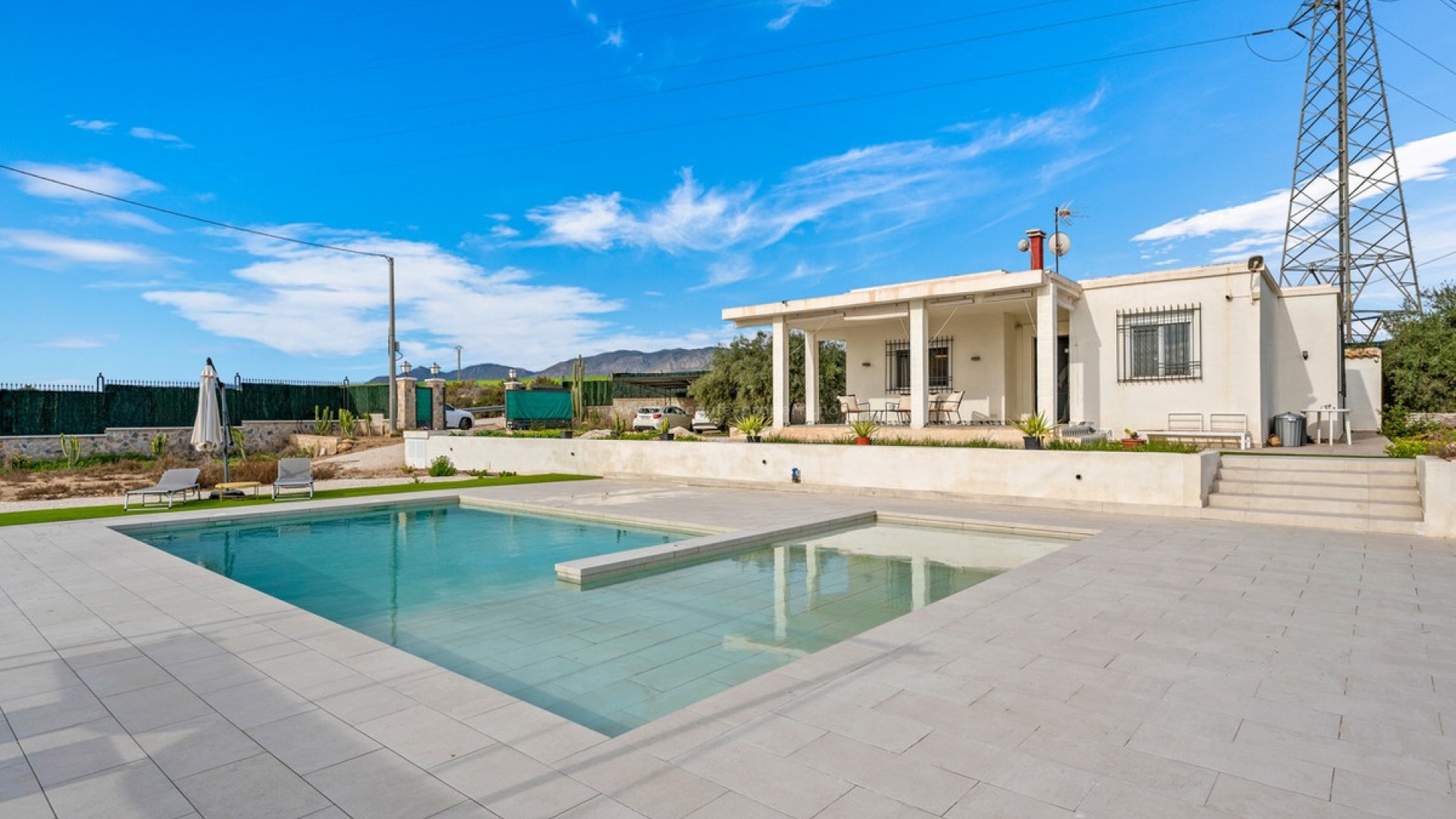 Bungalow in Elche Centro