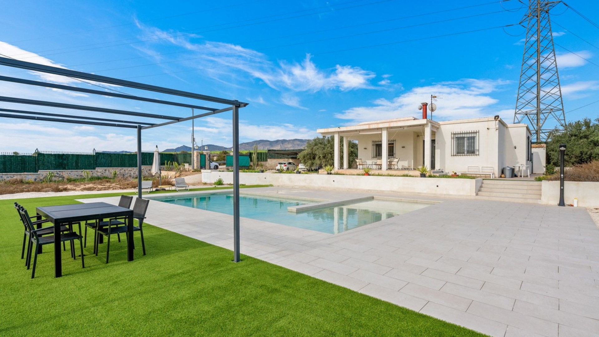 Bungalow in Elche Centro