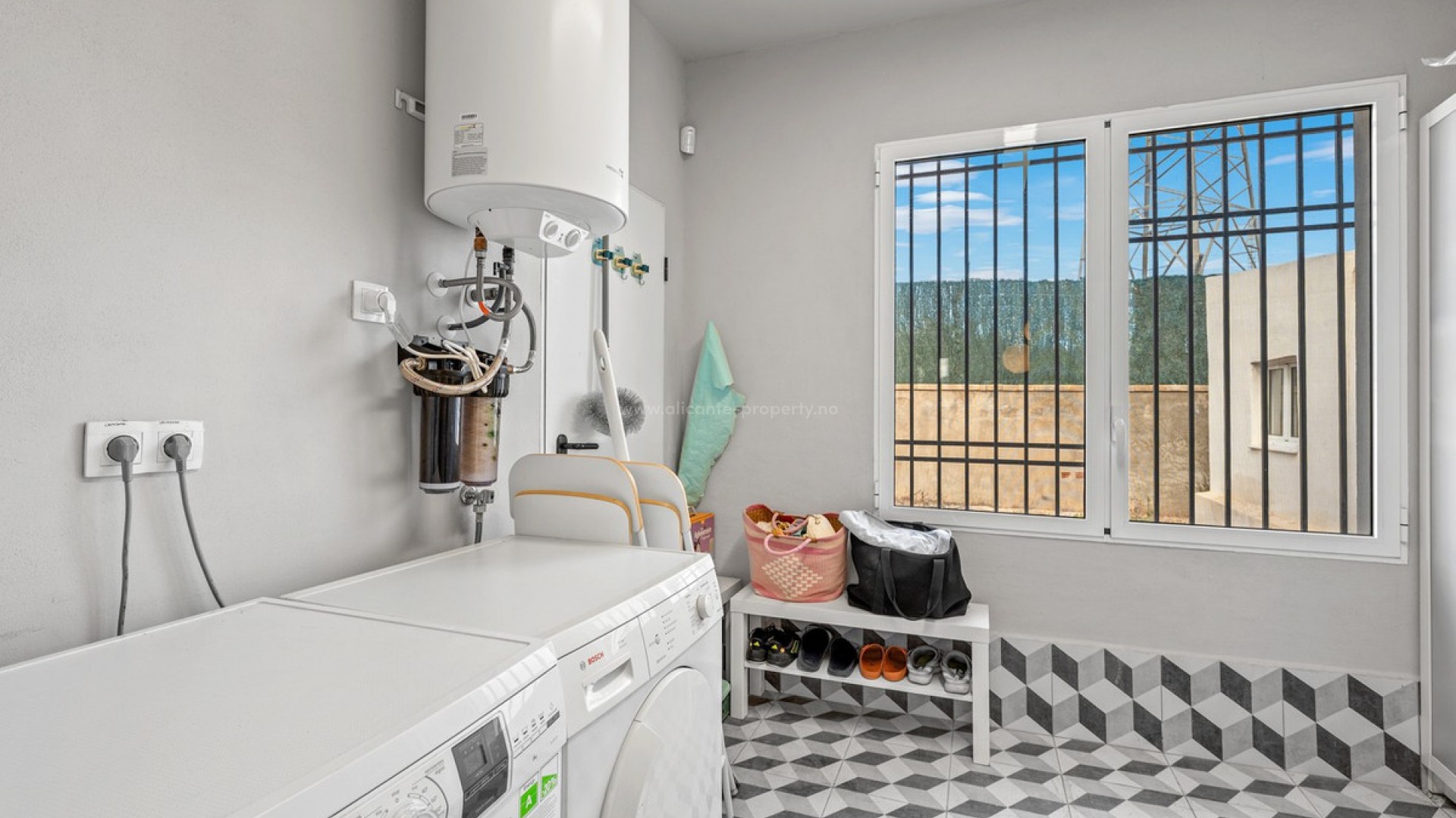 Bungalow in Elche Centro