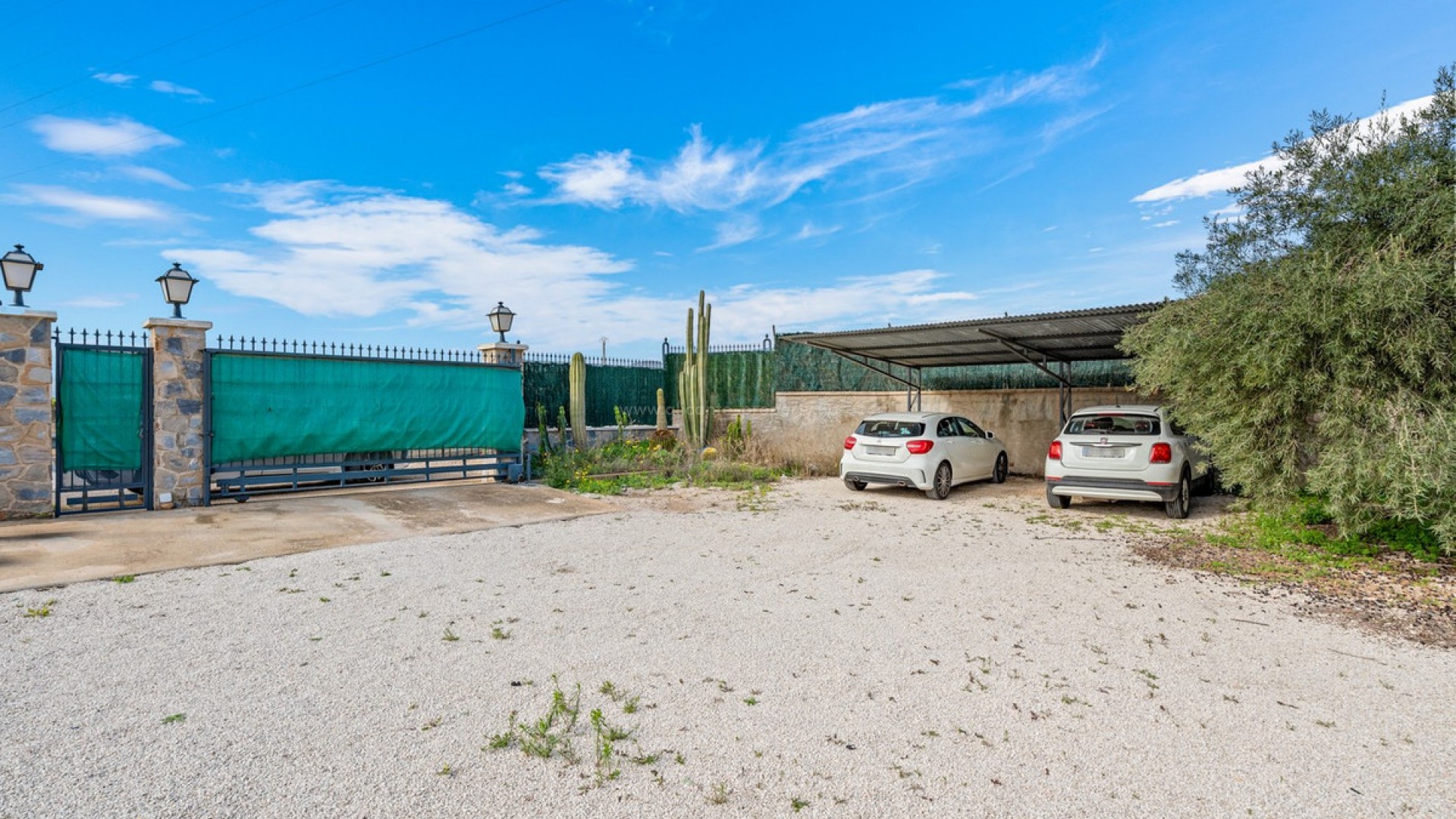 Bungalow in Elche Centro
