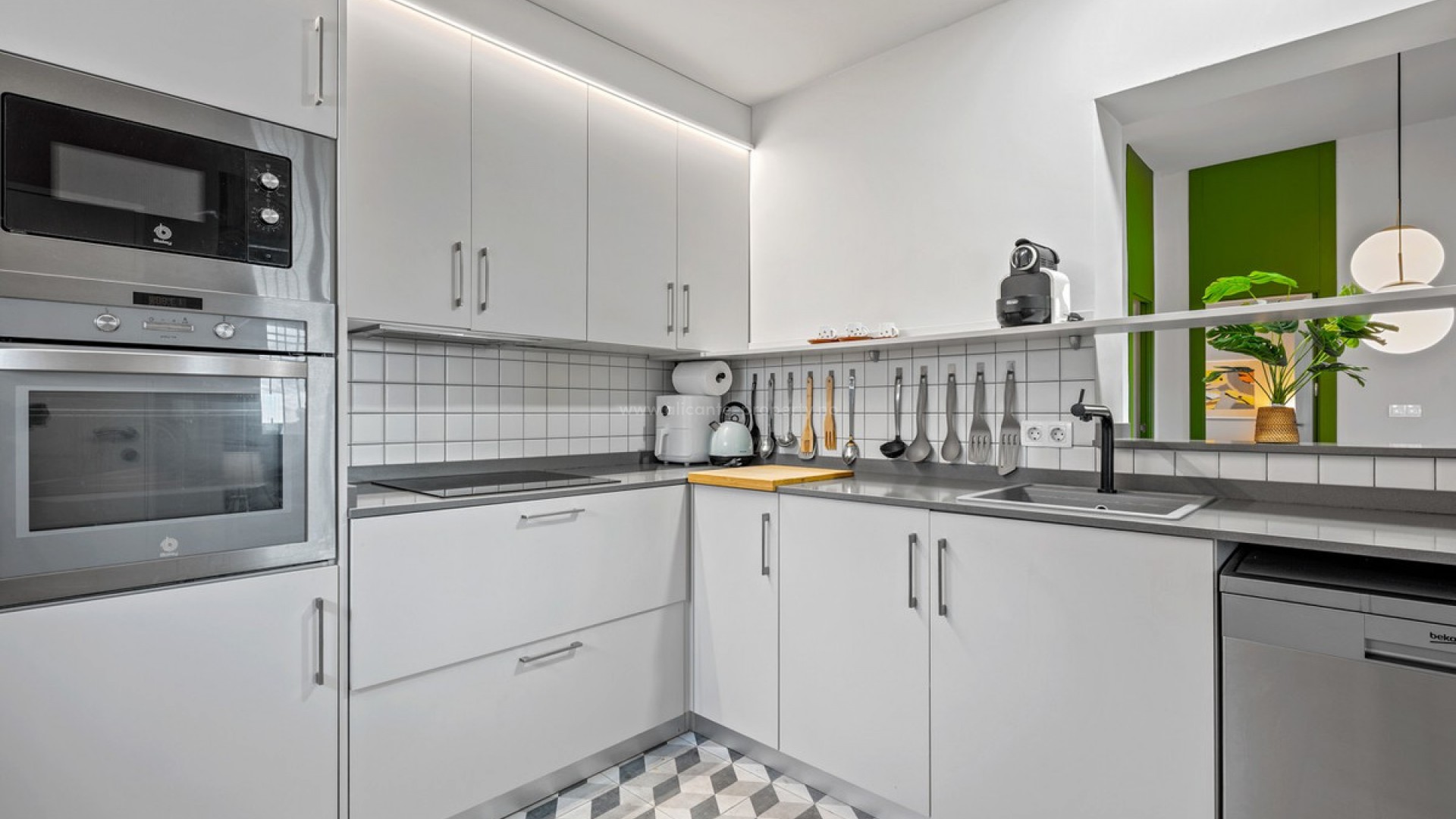 Bungalow in Elche Centro