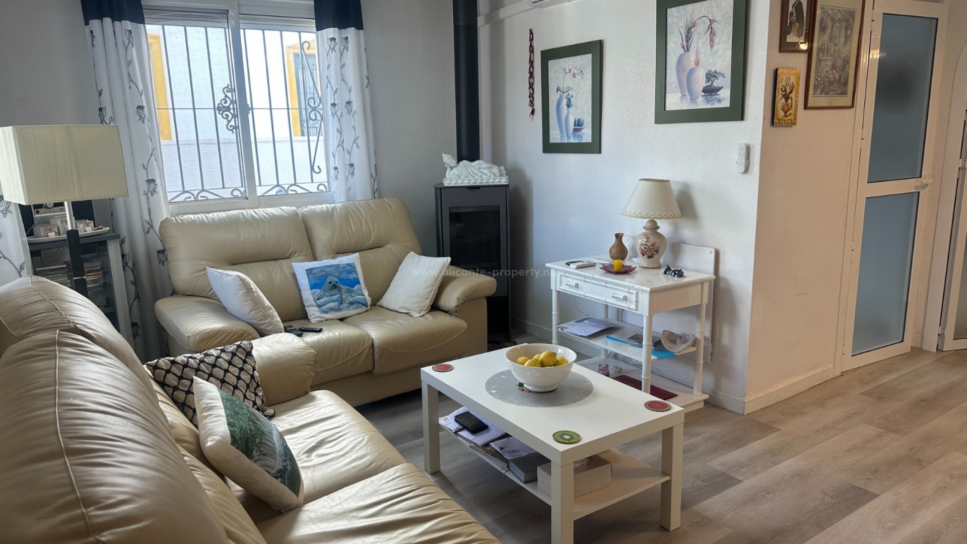 Bungalow in Entre Naranjos