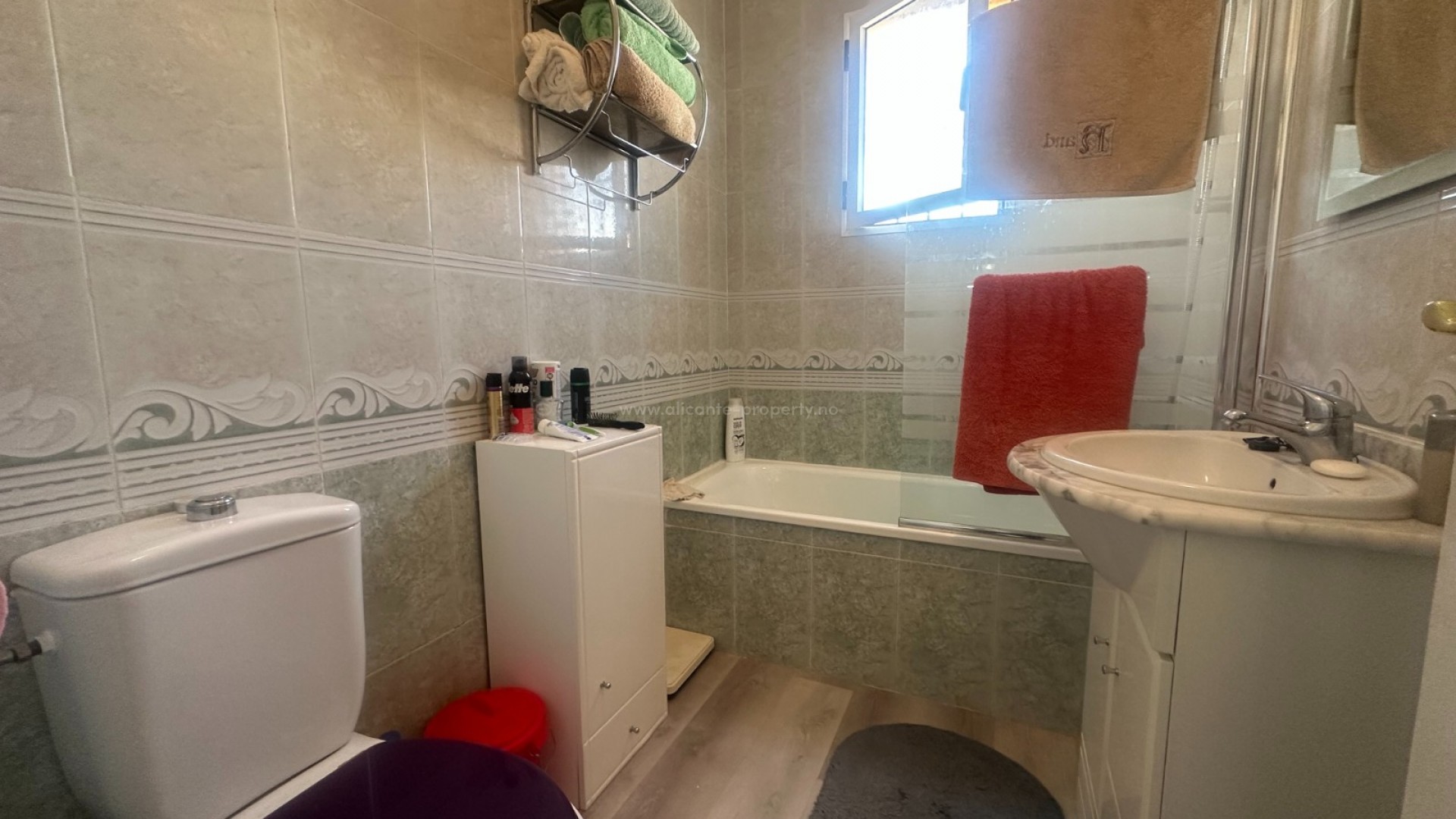 Bungalow in Entre Naranjos