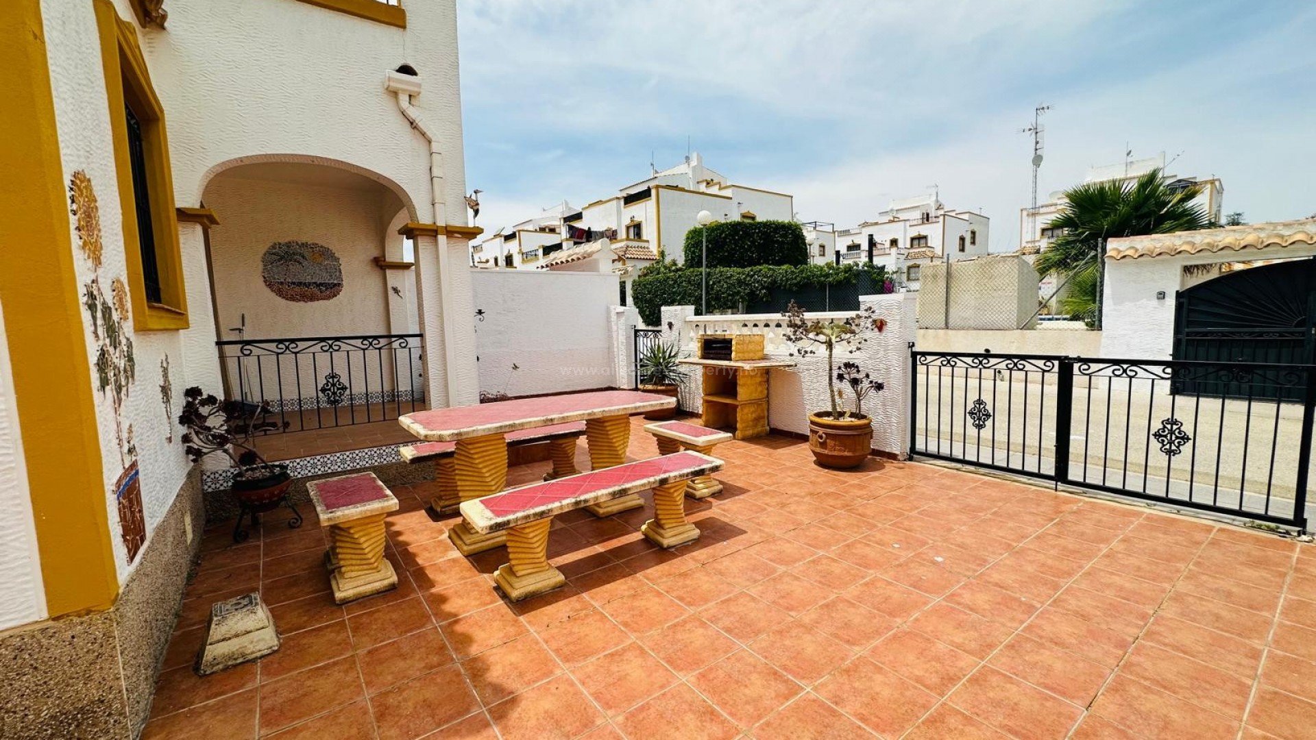 Bungalow in Entre Naranjos