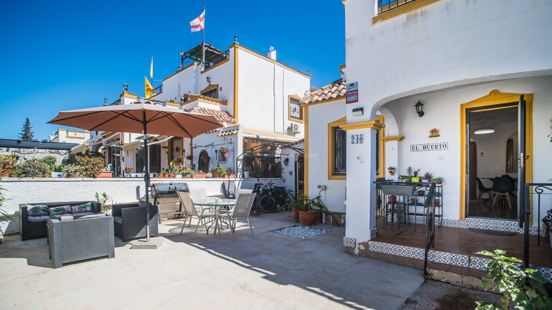 Bungalow in Entre Naranjos