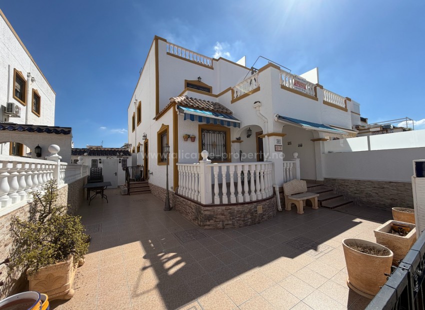 Bungalow in Entre Naranjos