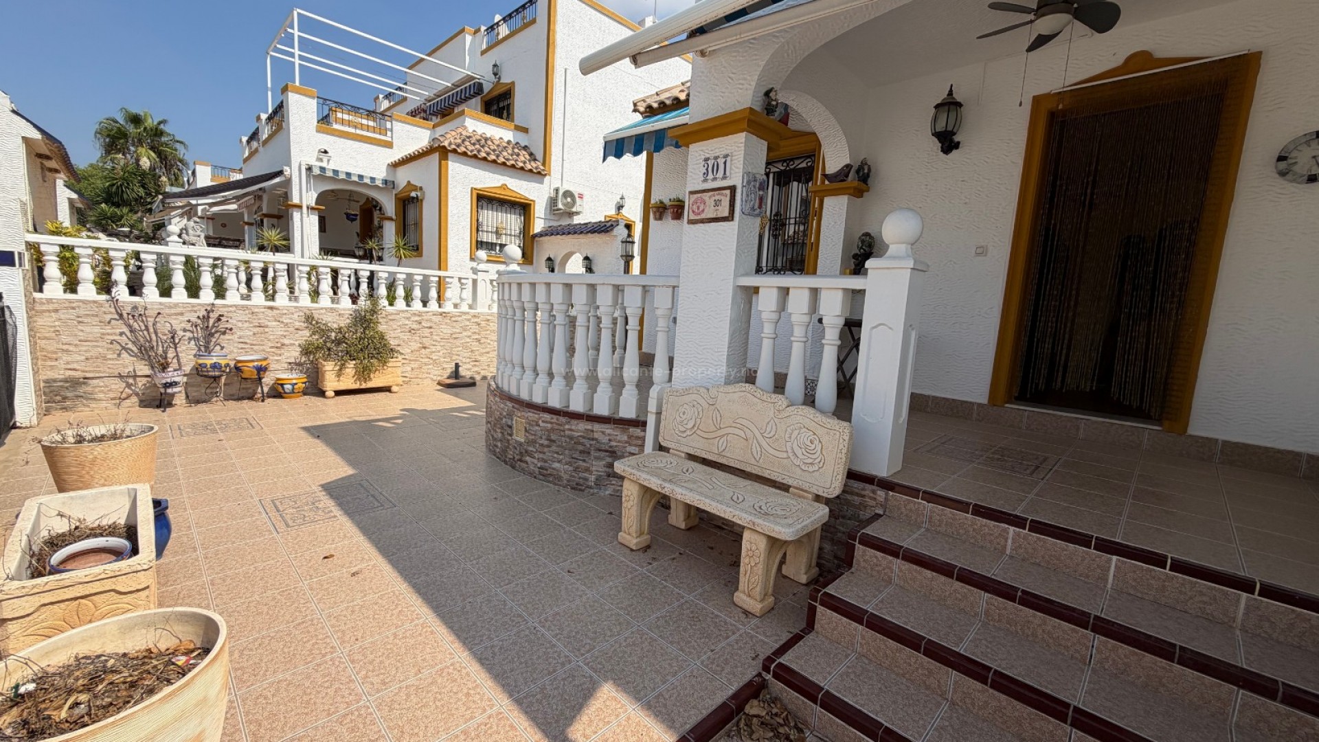 Bungalow in Entre Naranjos