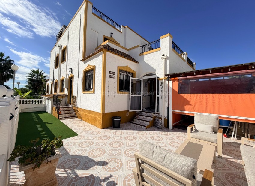Bungalow in Entre Naranjos