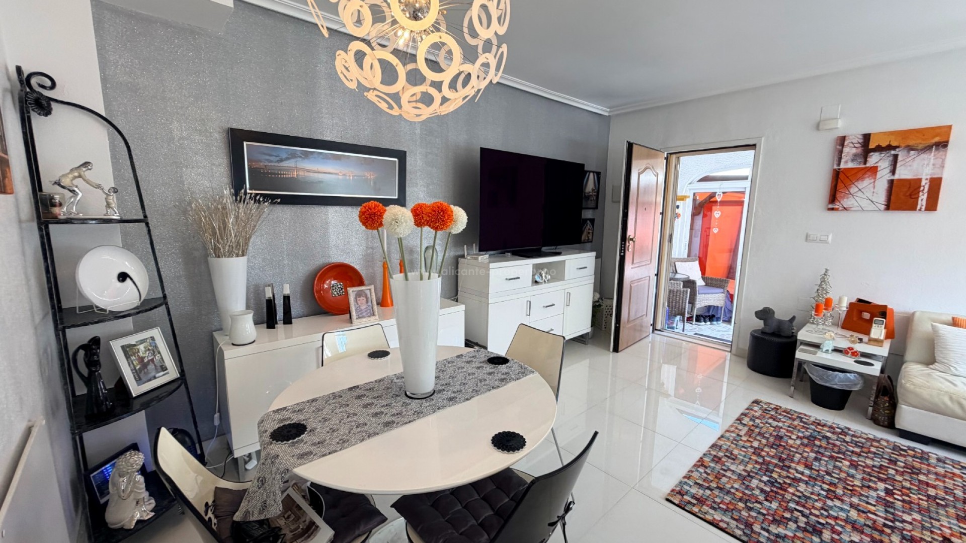 Bungalow in Entre Naranjos