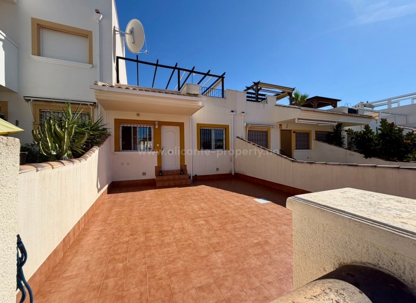 Bungalow in Entre Naranjos