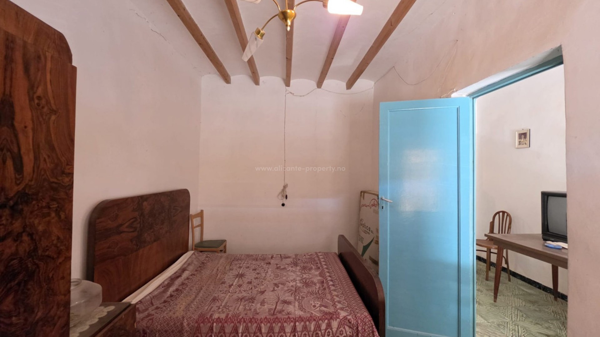 Bungalow in Hondón de las Nieves Centro