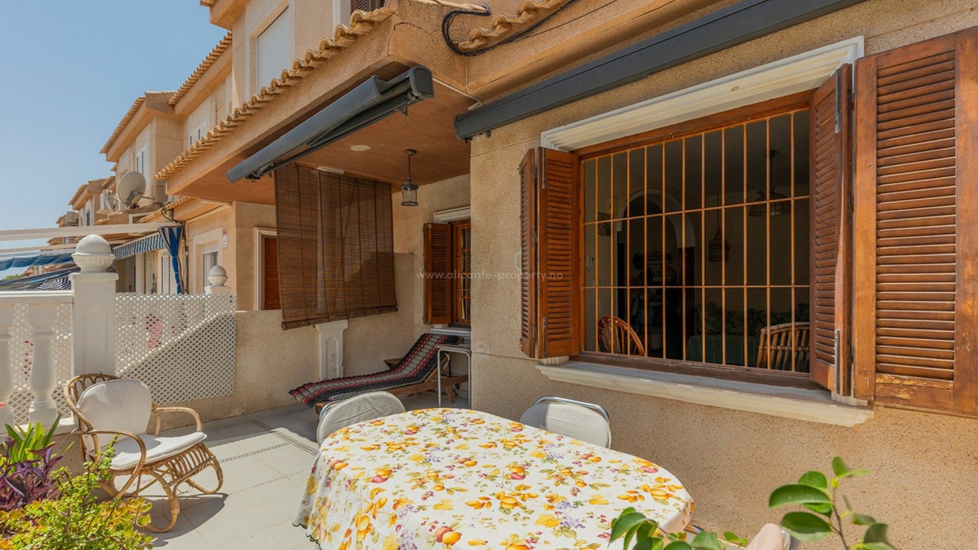 Bungalow in La Mata