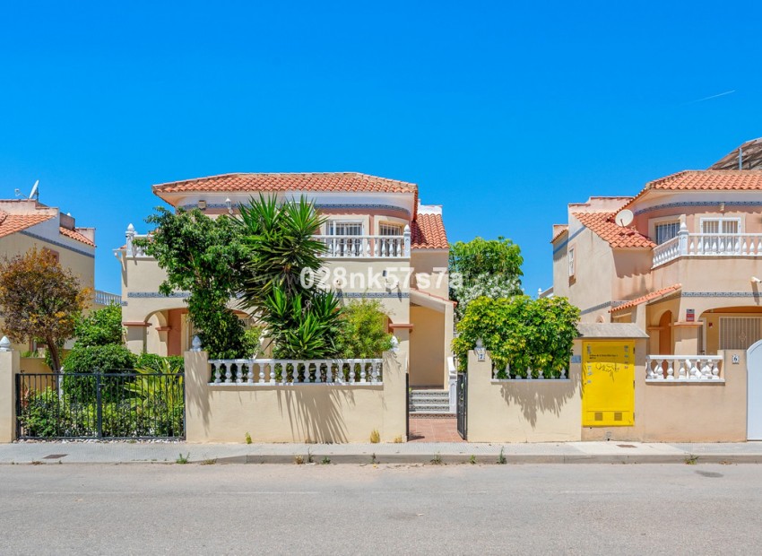 Bungalow in La Zenia