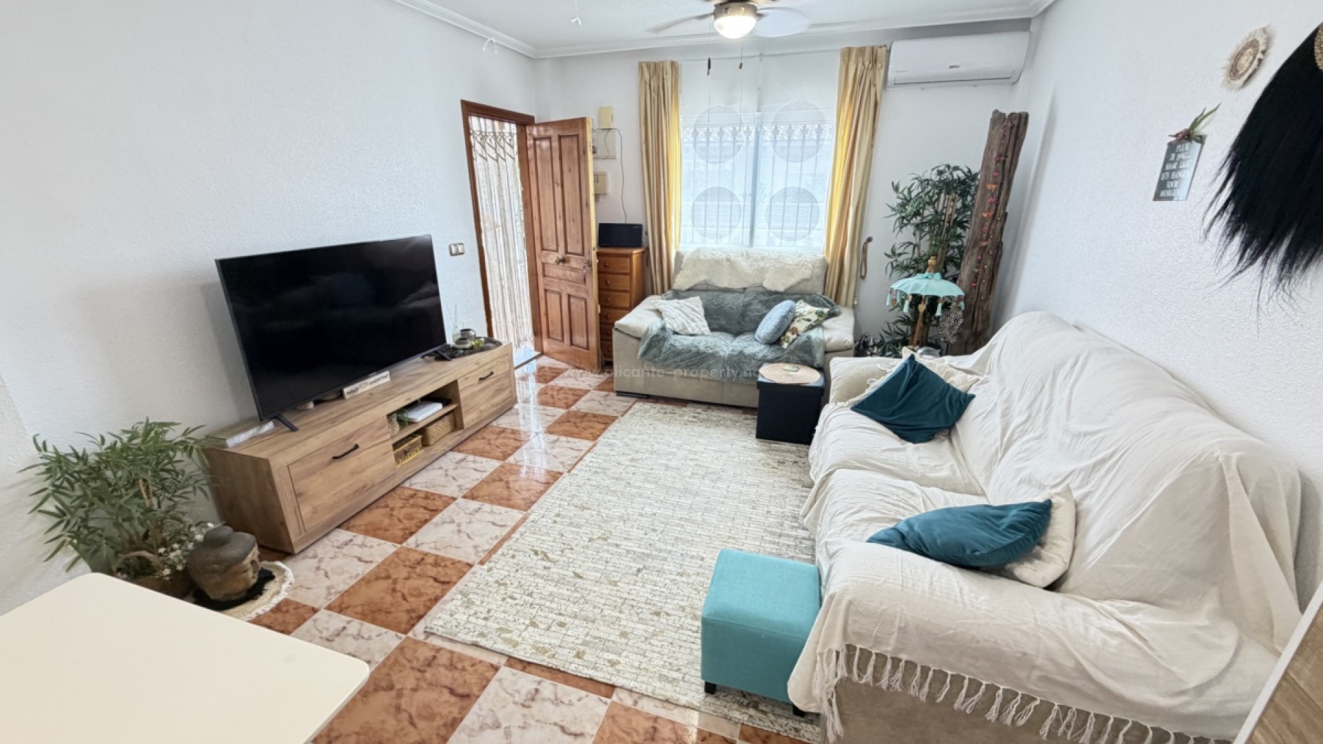 Bungalow in La Zenia