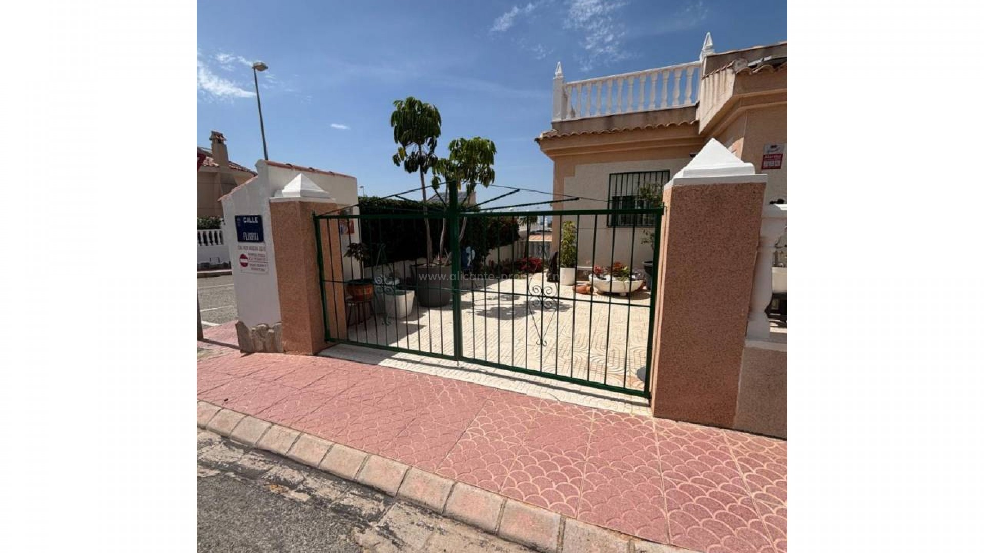Bungalow in Lo crispin
