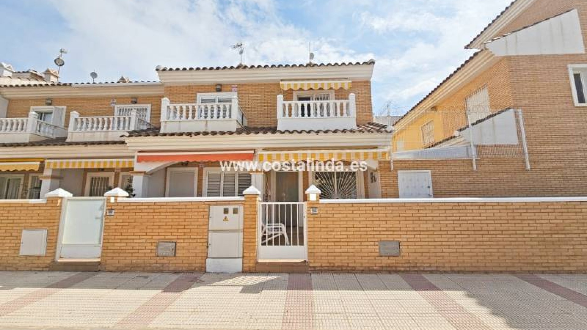 Bungalow in Los Alcazares