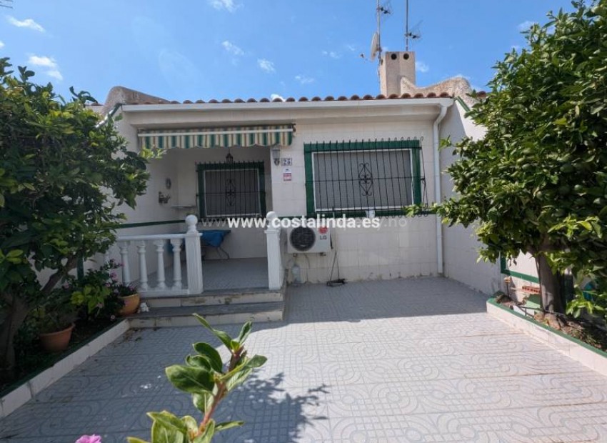 Bungalow in Los Alcazares