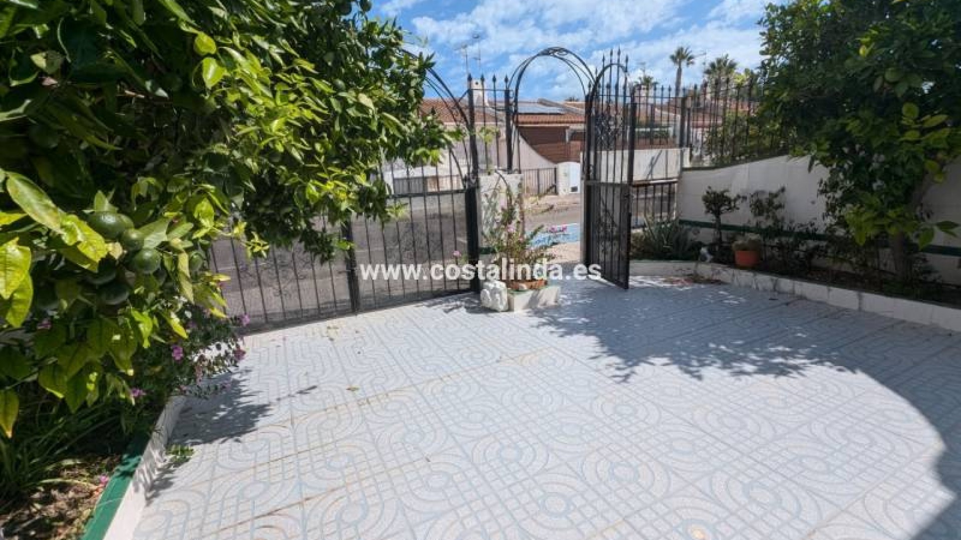 Bungalow in Los Alcazares