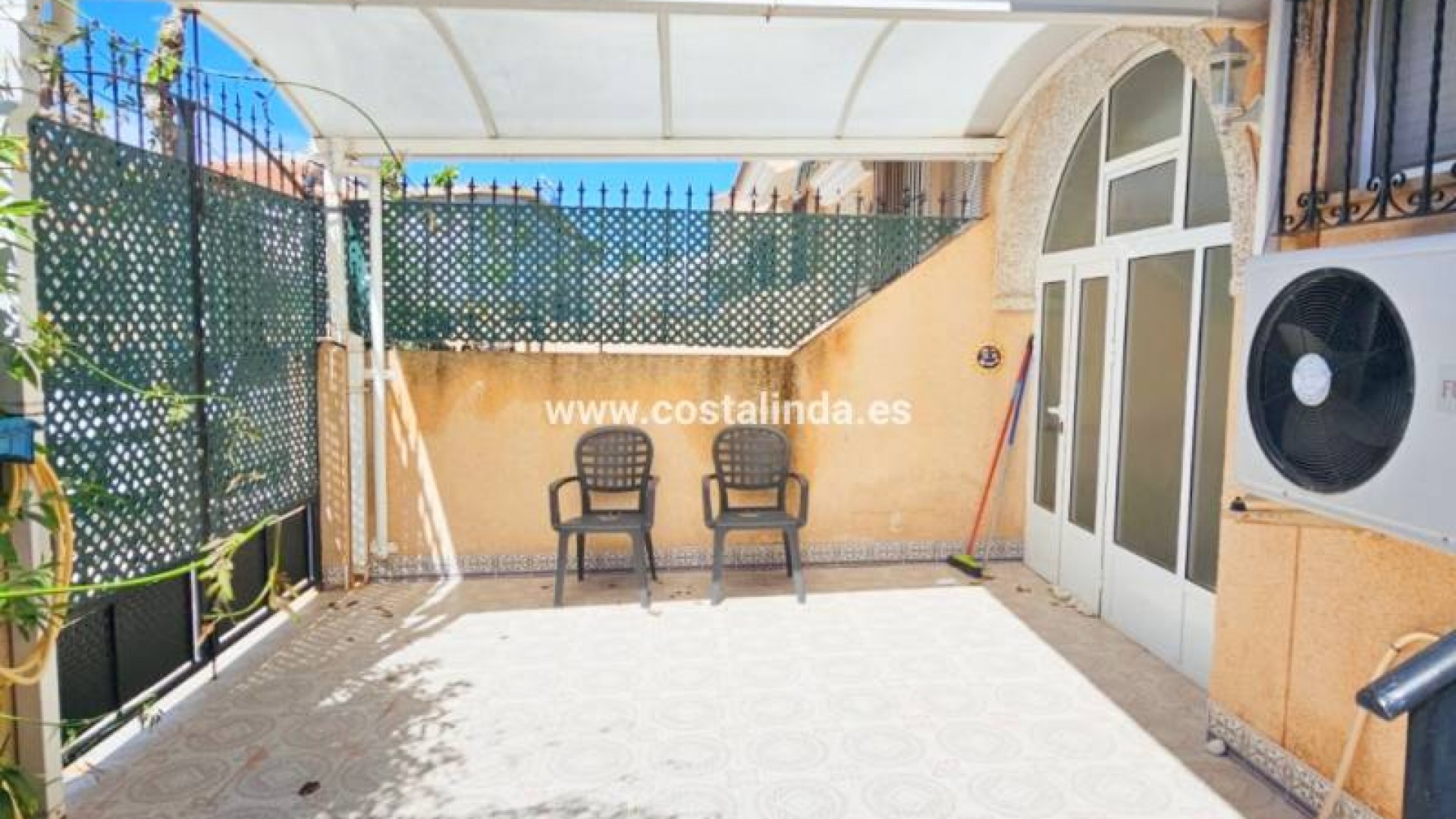 Bungalow in Los Alcazares