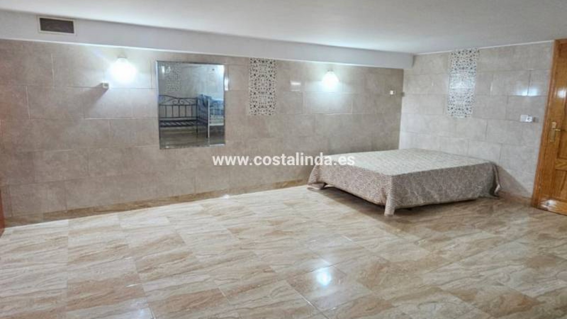 Bungalow in Los Alcazares