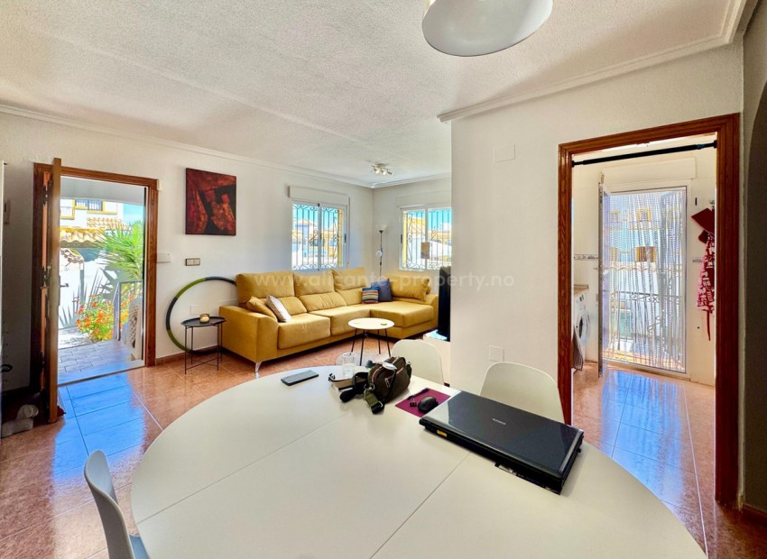 Bungalow in Los Altos