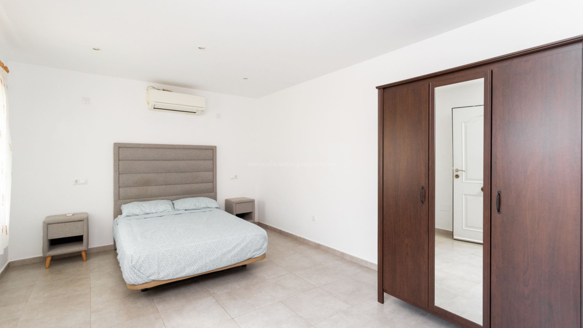 Bungalow in Los Montesinos Centro