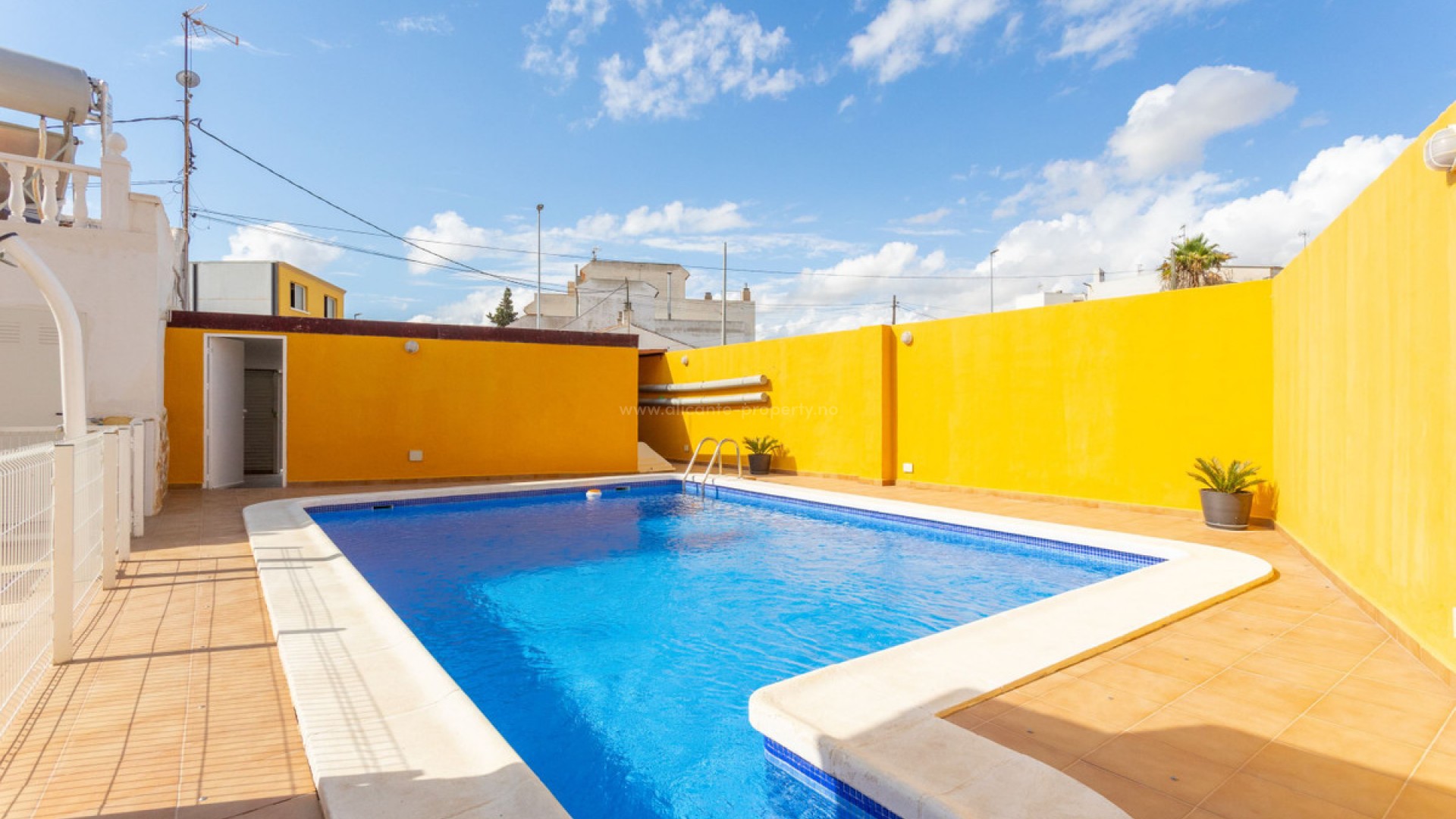 Bungalow in Los Montesinos Centro